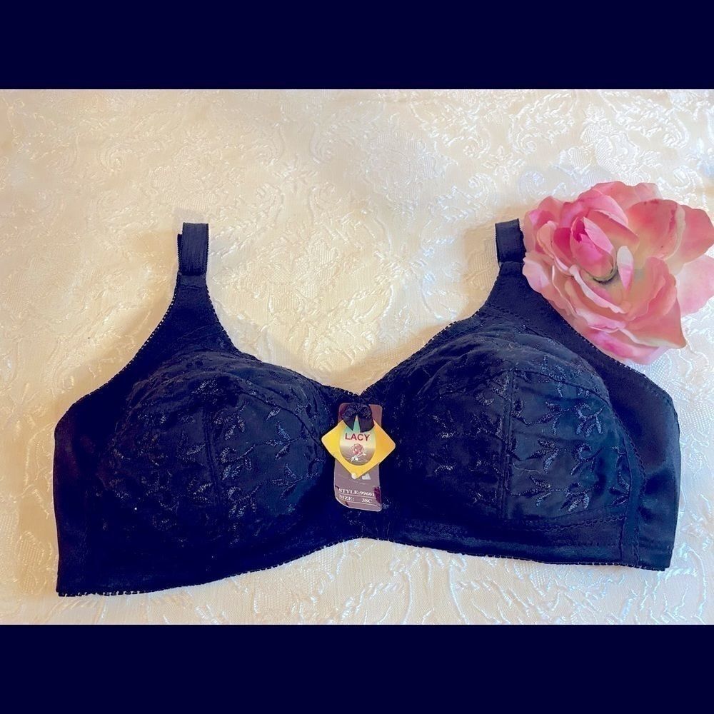 🌷Lacy assorted floral print sexy fashion Bra 38C